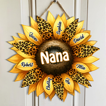 Nana, Mom, Auntie Family Sunflower - Personalized Door Signs Gift For Family